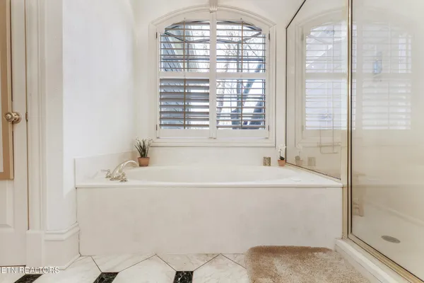 $1,160,000 | 805 Prince George Parish Drive, Knoxville, TN 37934