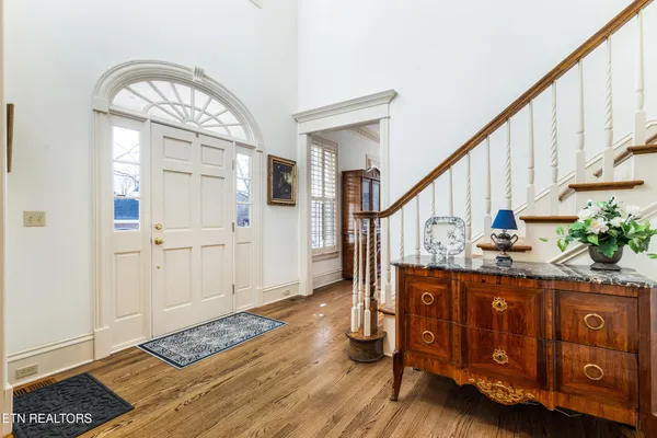 $1,160,000 | 805 Prince George Parish Drive, Knoxville, TN 37934