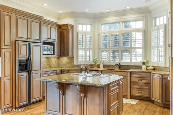 $1,160,000 | 805 Prince George Parish Drive, Knoxville, TN 37934
