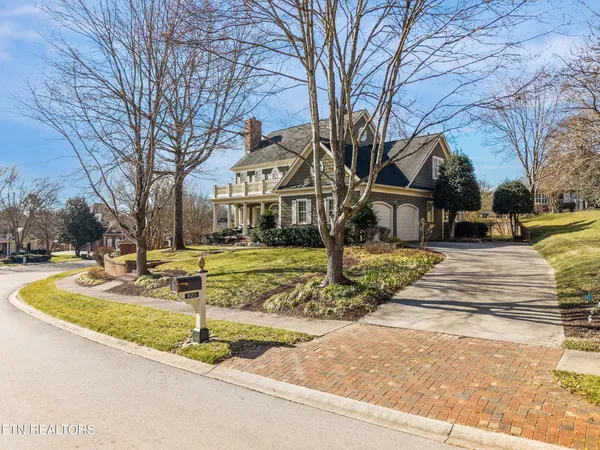 $1,160,000 | 805 Prince George Parish Drive, Knoxville, TN 37934
