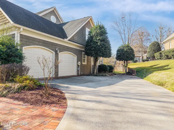 $1,160,000 | 805 Prince George Parish Drive, Knoxville, TN 37934