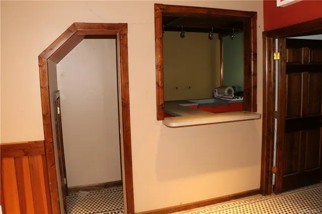 $1,200,000 | 269-267 City Island Avenue | City Island