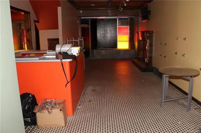 $1,200,000 | 269-267 City Island Avenue | City Island