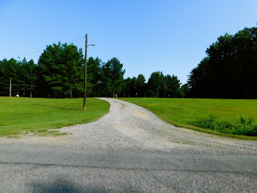 3152 Beulah Road Nathalie, VA 24577 - Photo 4 of 75 Gravel Road entrance off of Beulah Road