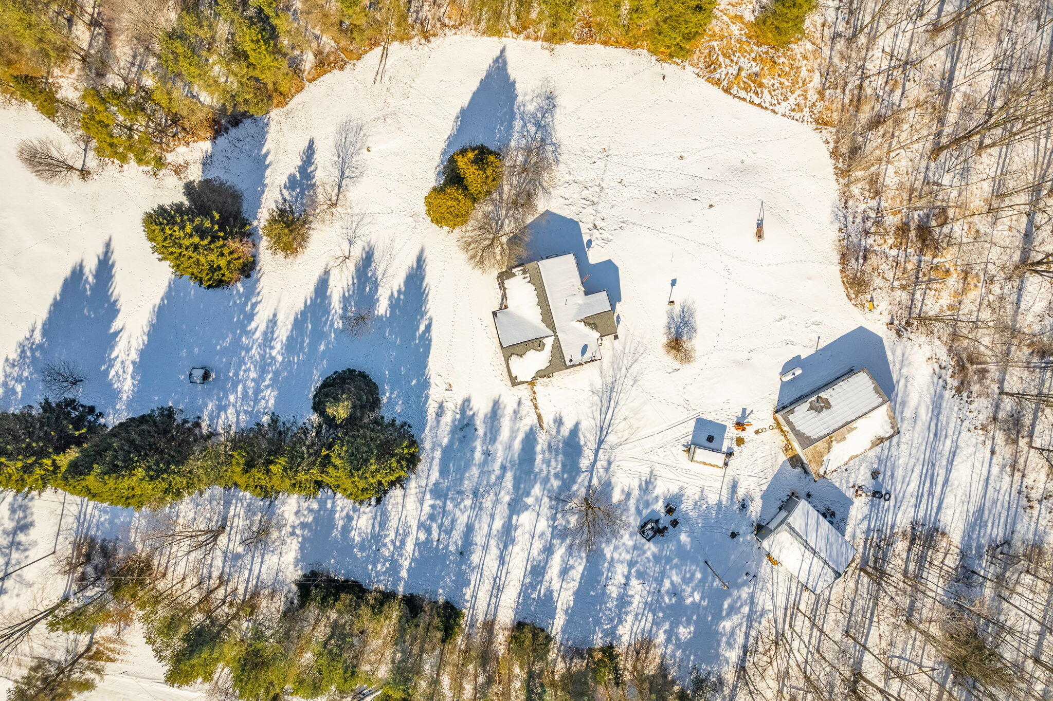 3665 Black River Road Croswell, MI 48422 - Photo 31 of 41 Close up aerial