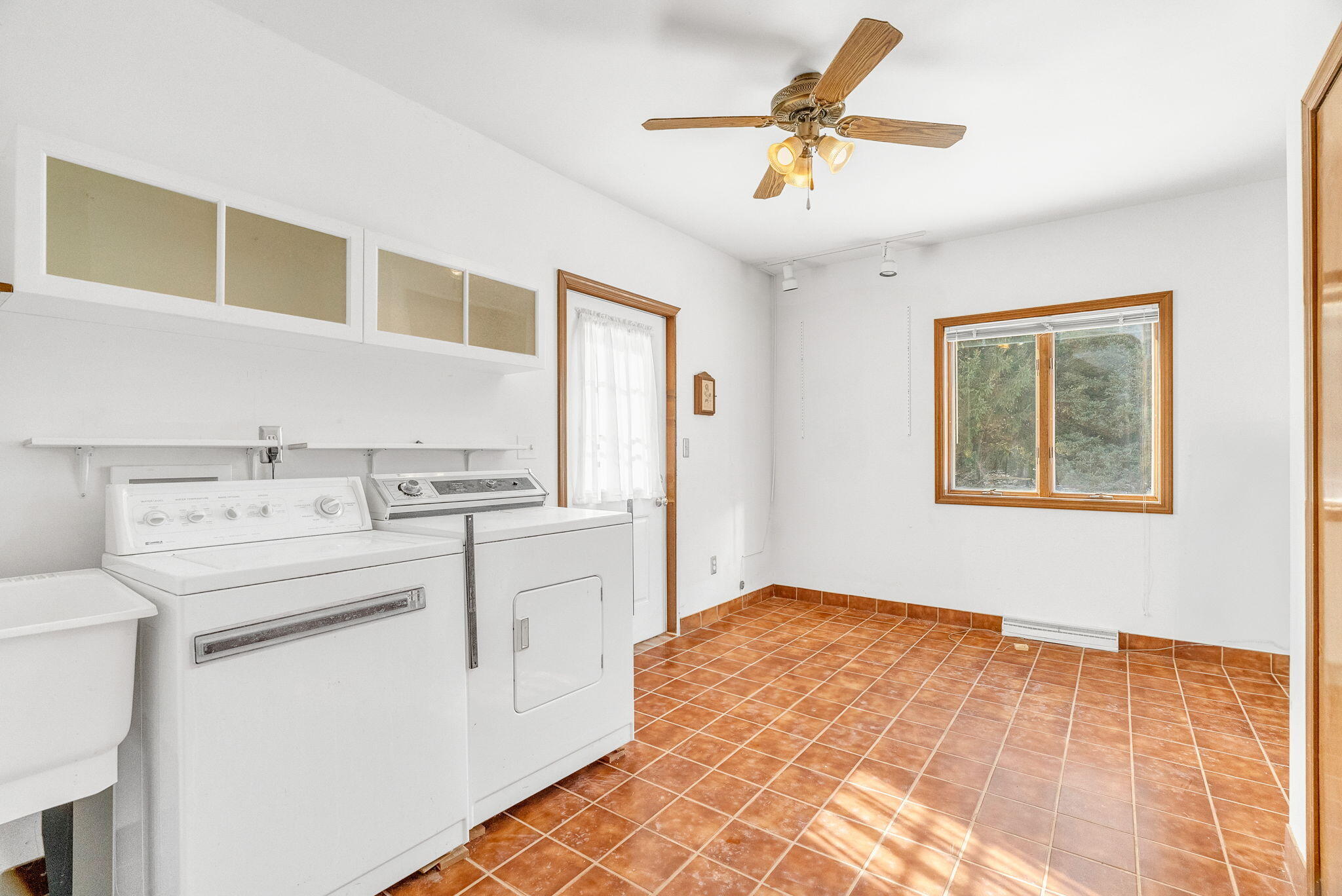 3665 Black River Road Croswell, MI 48422 - Photo 36 of 41 Spacious Laundry