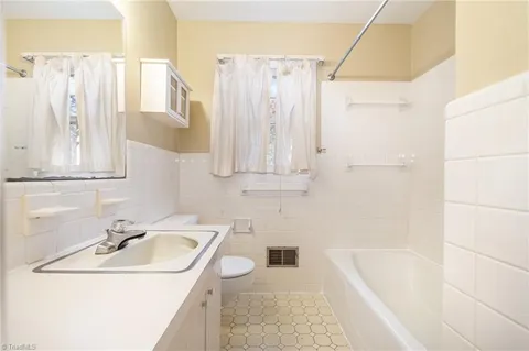 $445,000 | 1210 Jefferson Road, Greensboro, NC 27410