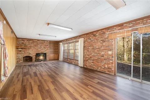 $445,000 | 1210 Jefferson Road, Greensboro, NC 27410