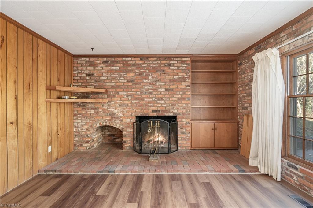 1210 Jefferson Road Greensboro, NC 27410 - Photo 22 of 37