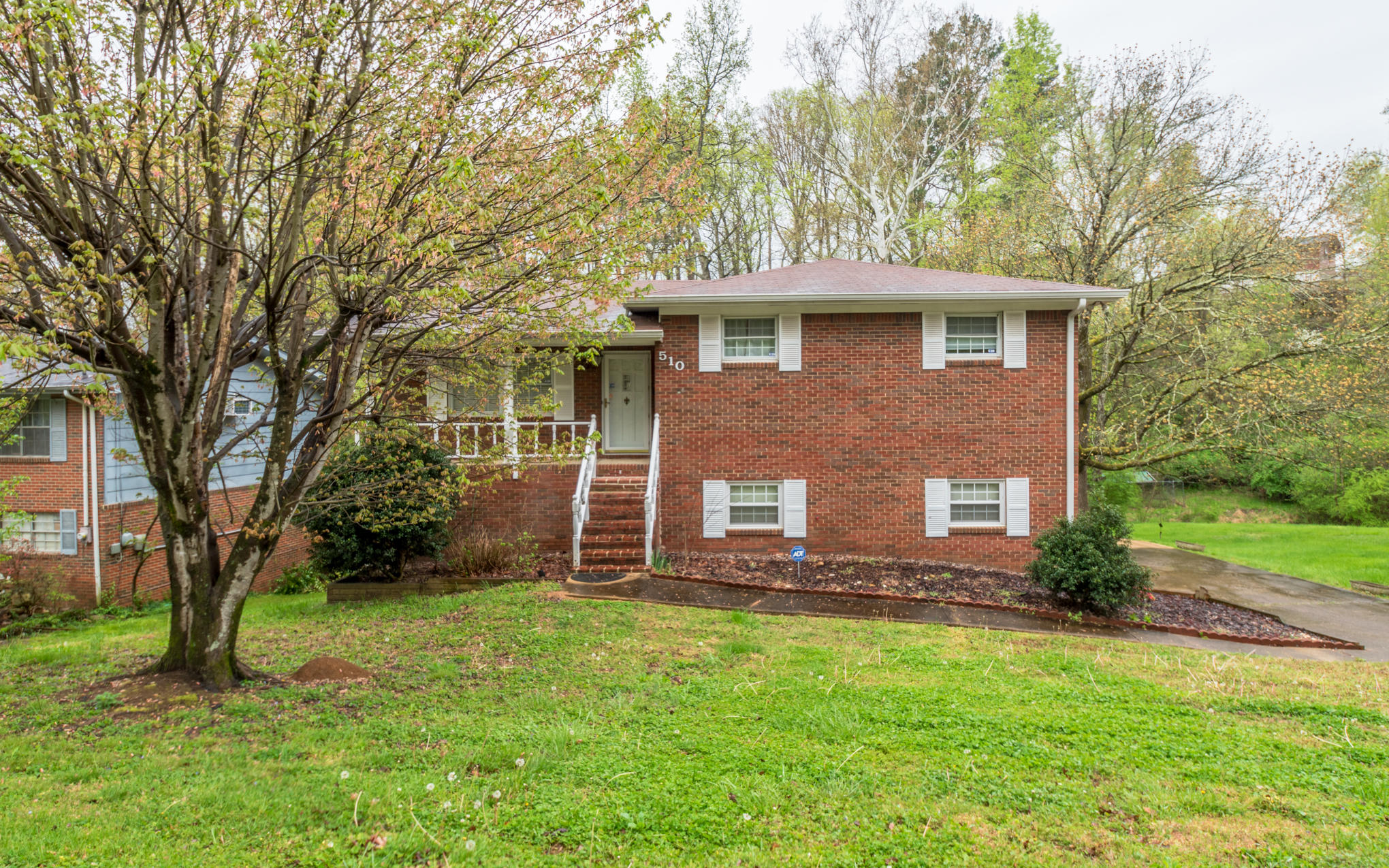 510 Isbill Road Chattanooga, TN 37419 - Photo 1 of 25 111