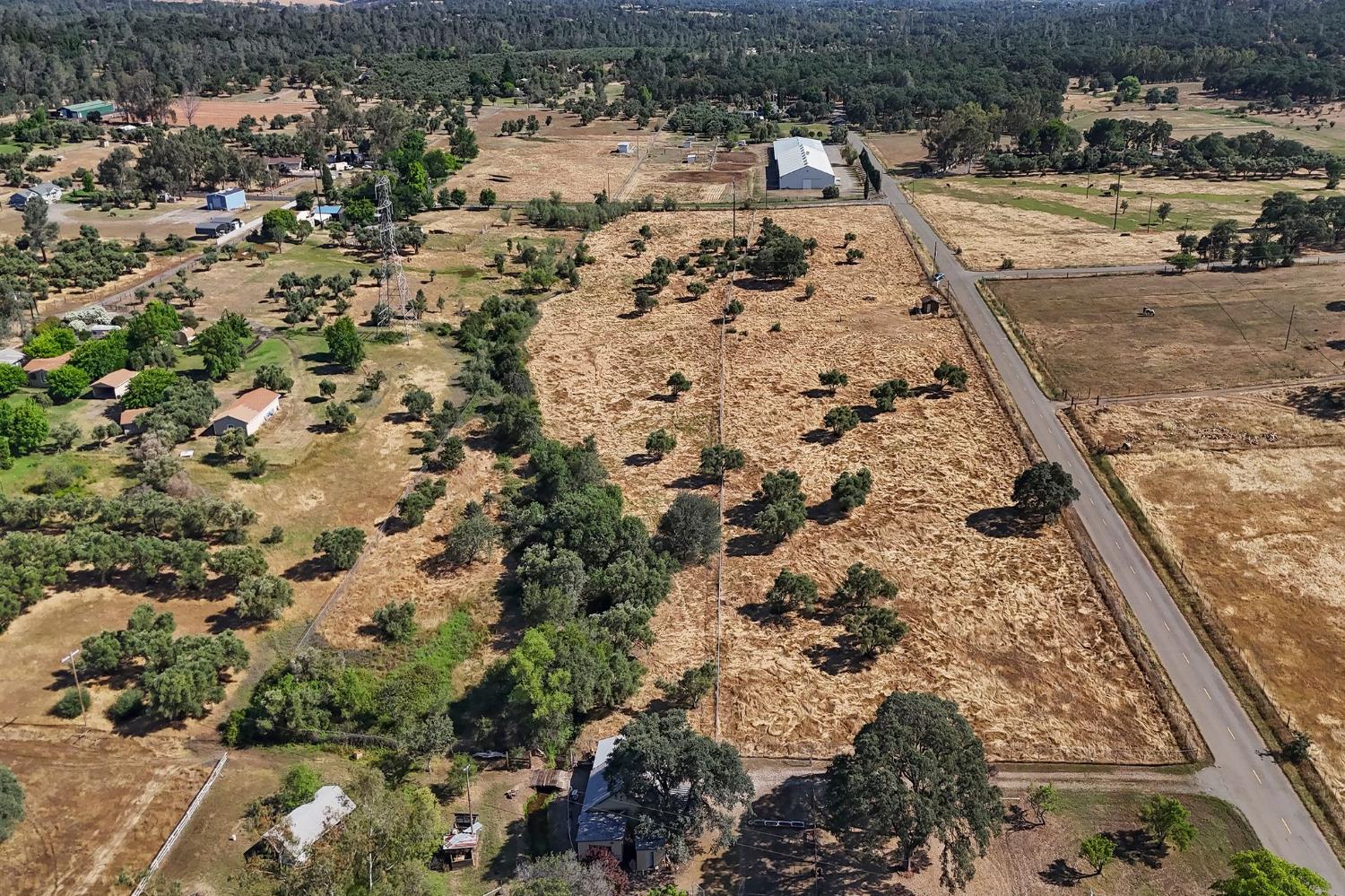 301 Drescher Tract Road Palermo, CA 95966 - Photo 3 of 10