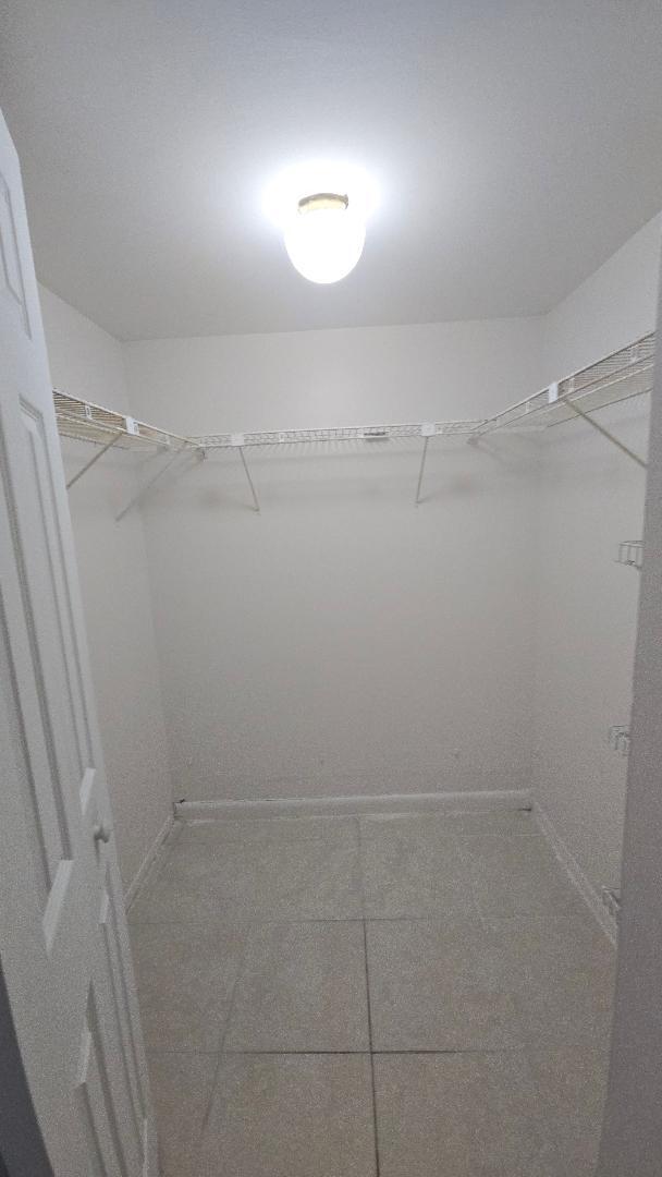 8040 North Colony Circle, Unit 102 Tamarac, FL 33321 - Photo 12 of 17 a view of a room