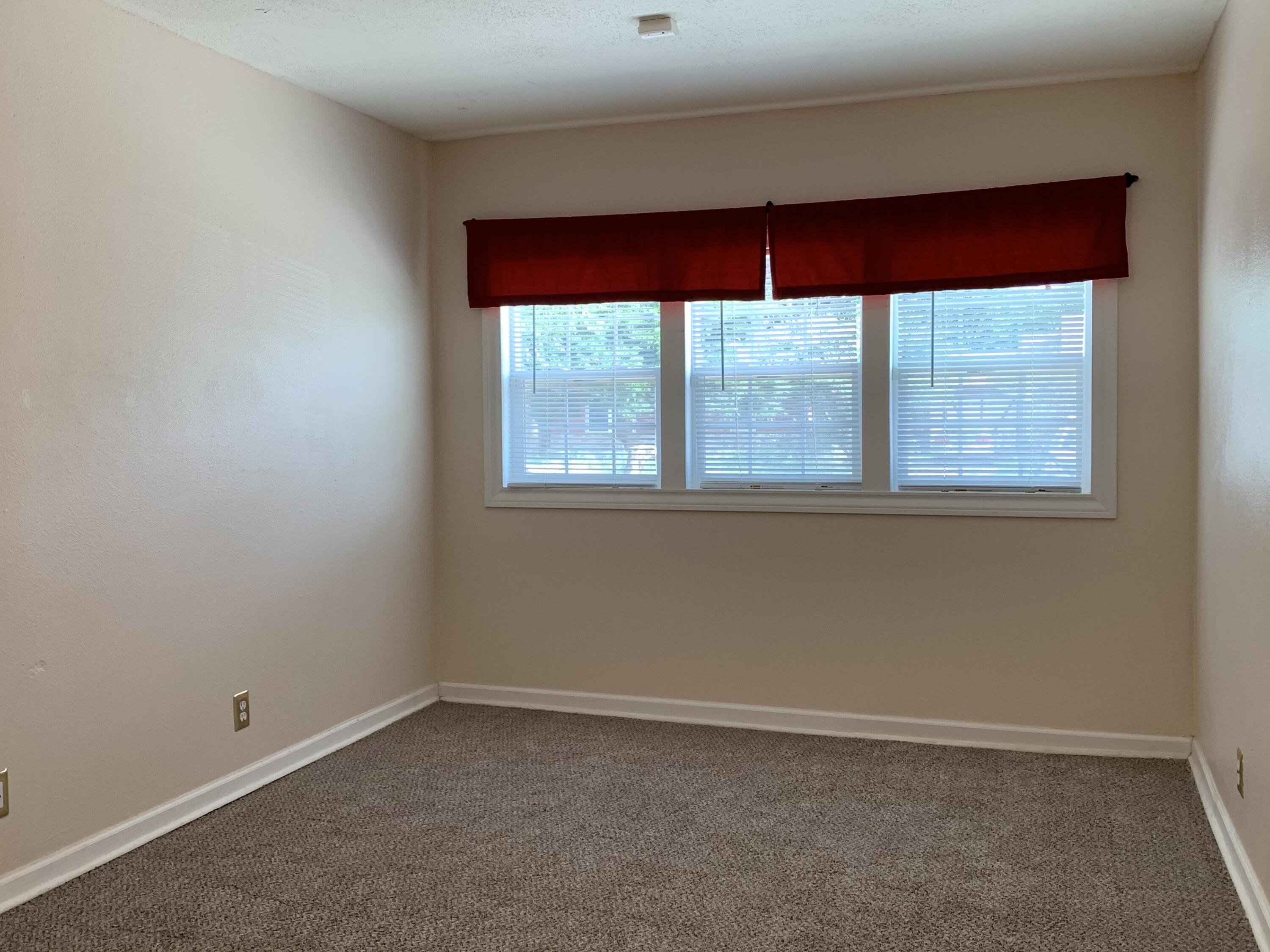 2703 30th Street Lubbock, TX 79410 - Photo 7 of 13 7