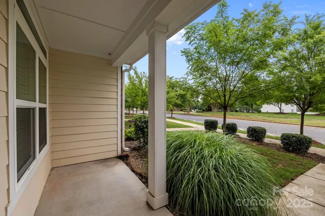 $339,000 | 206 Overstone Court, Fort Mill, SC 29715