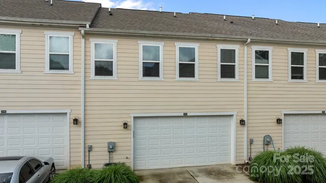 $339,000 | 206 Overstone Court, Fort Mill, SC 29715