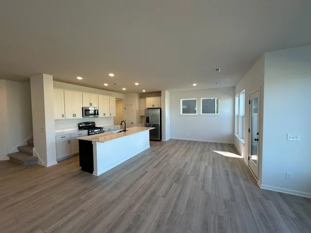 $425,000 | 1117 149th Street West, Rosemount, MN 55068