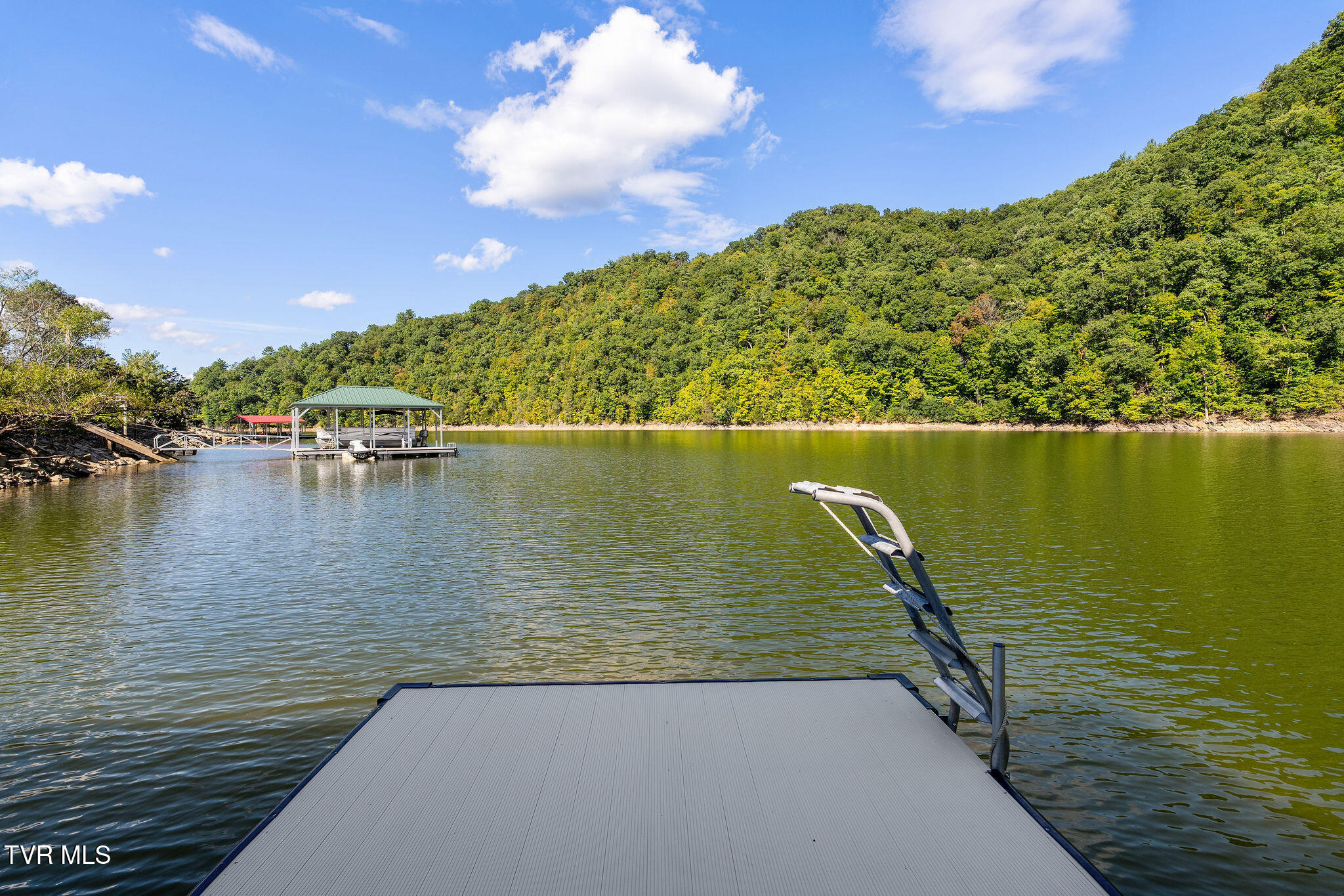 285 Cable Hollow Road Butler, TN 37640 - Photo 115 of 129 DSC06910