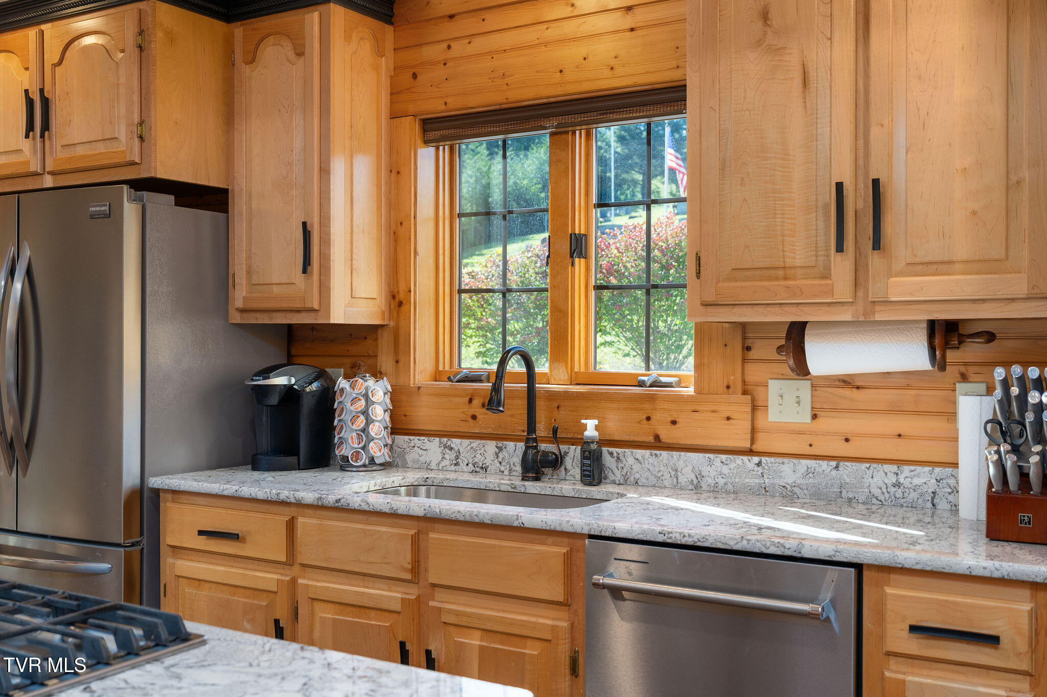 285 Cable Hollow Road Butler, TN 37640 - Photo 16 of 129 DSC07013