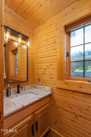 $2,500,000 | 285 Cable Hollow Road, Butler, TN 37640