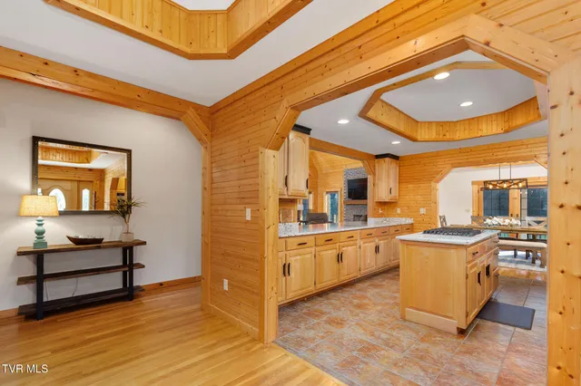 $2,500,000 | 285 Cable Hollow Road, Butler, TN 37640