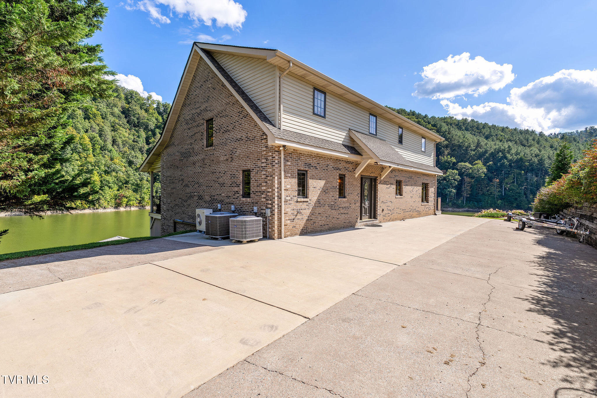 285 Cable Hollow Road Butler, TN 37640 - Photo 83 of 129 DSC06791