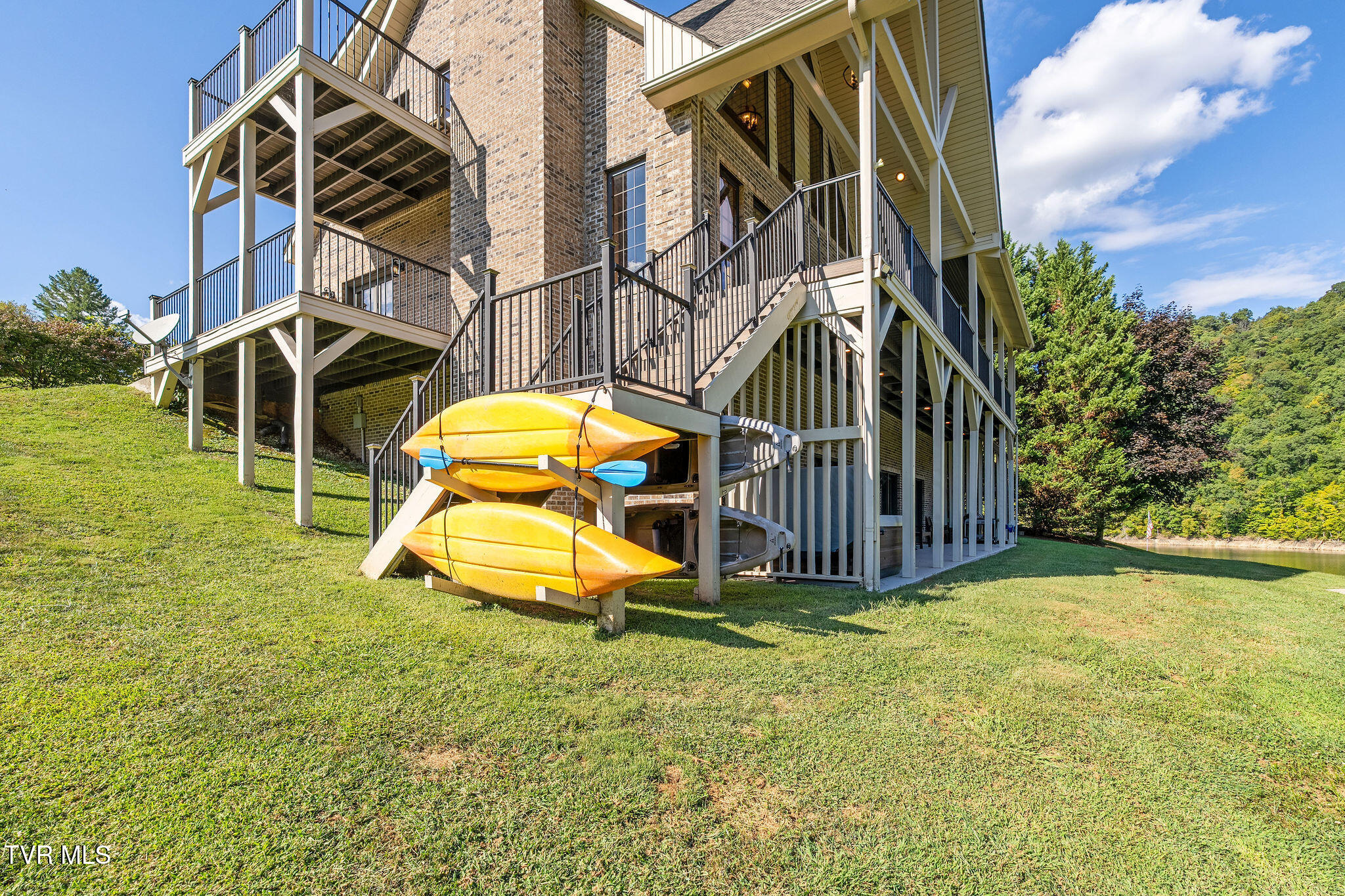 285 Cable Hollow Road Butler, TN 37640 - Photo 86 of 129 DSC06919