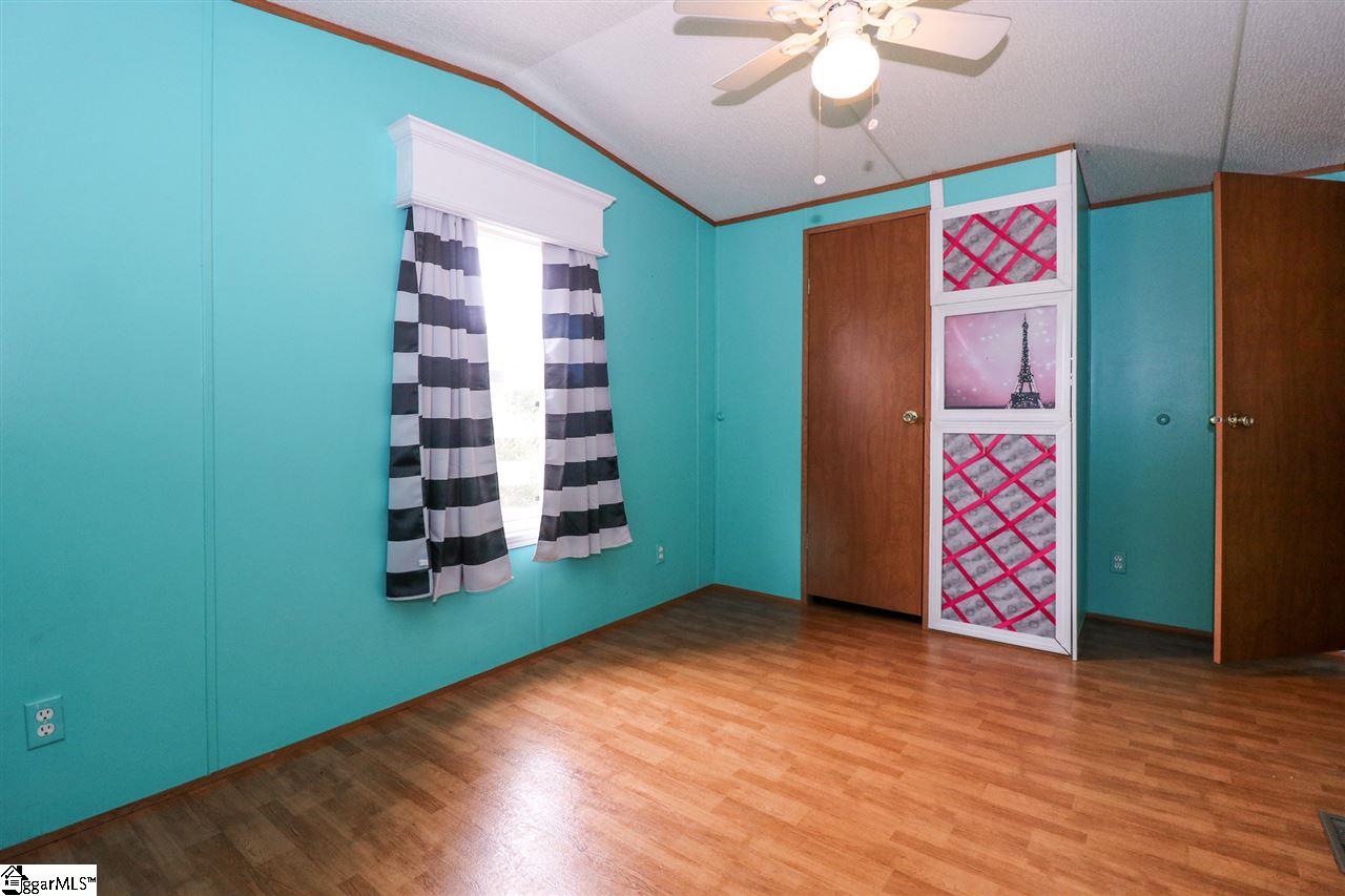 1159 Chapman Road Fountain Inn, SC 29644 - Photo 13 of 19