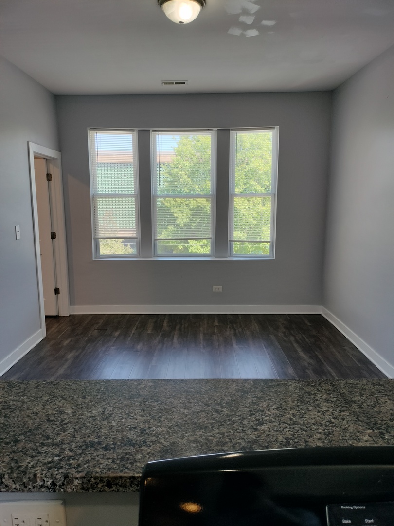 1943 West 48th Street, Unit 2 Chicago, IL 60609 - Photo 11 of 30 a view of a room