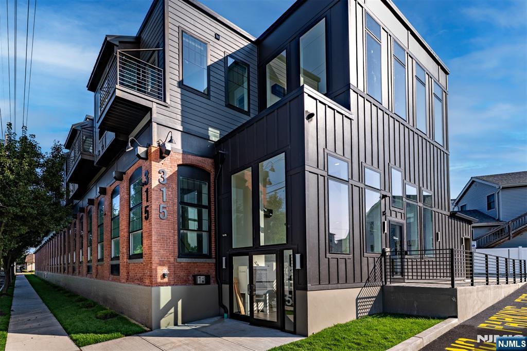 315 Railroad Avenue, Unit 108 East Rutherford, NJ 07073 - Photo 28 of 28