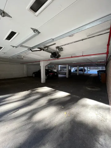 $1,660 | 736 West Buena Avenue, Unit 208, Chicago, IL 60613