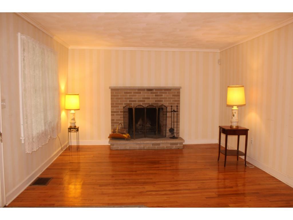 112 Martha Road Vestal, NY 13850 - Photo 4 of 30 Gallery Image 4