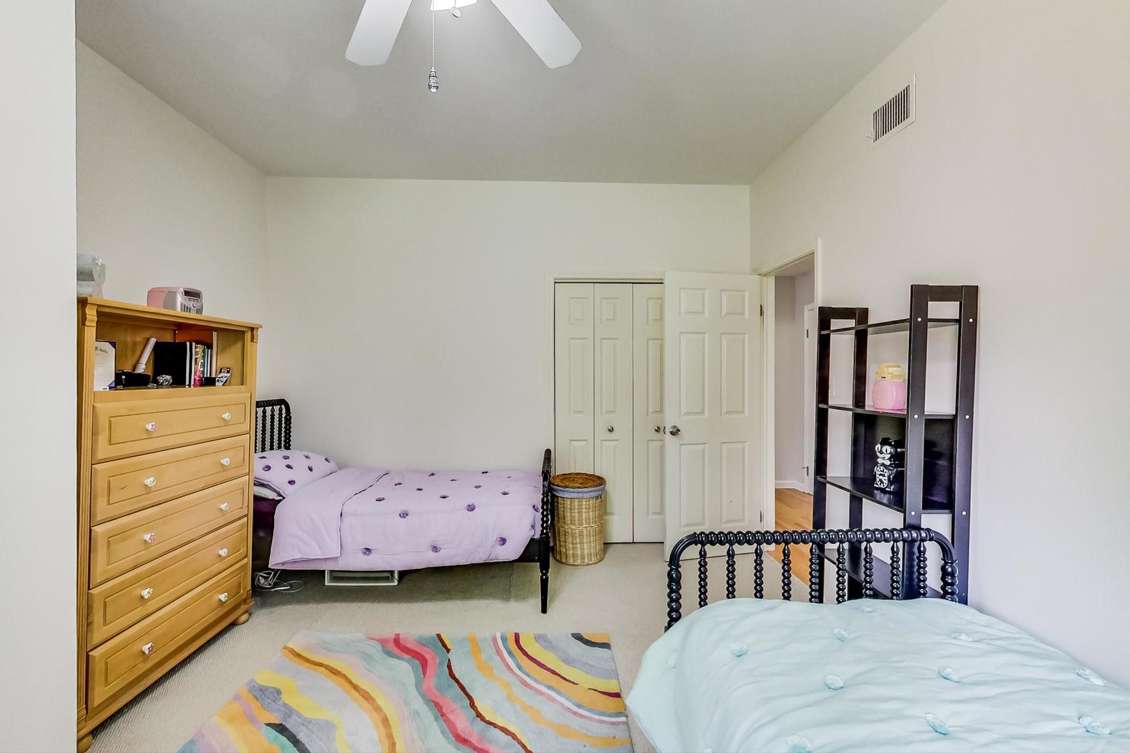 919 West Wolfram Street Chicago, IL 60657 - Photo 12 of 33