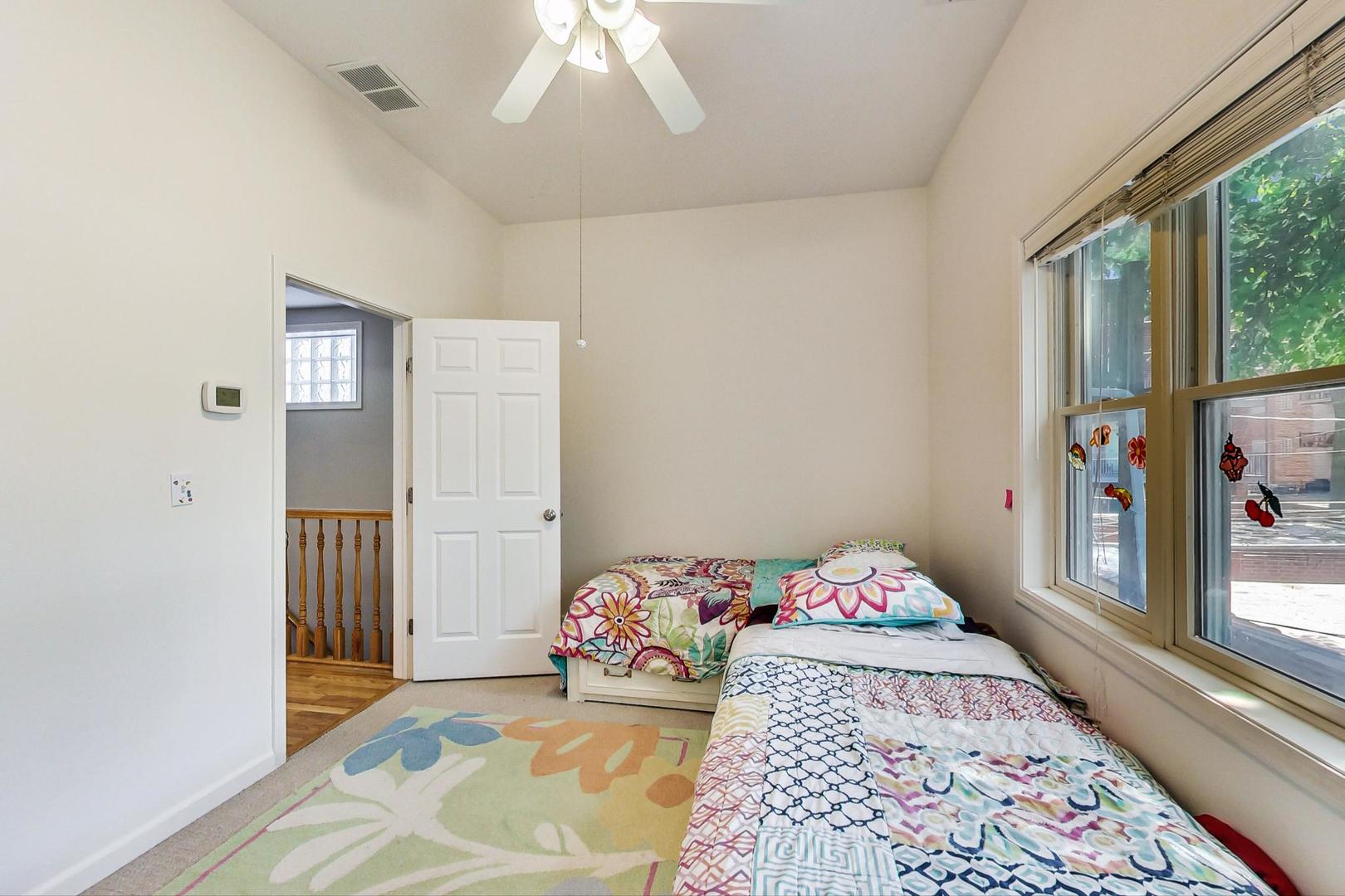 919 West Wolfram Street Chicago, IL 60657 - Photo 16 of 33