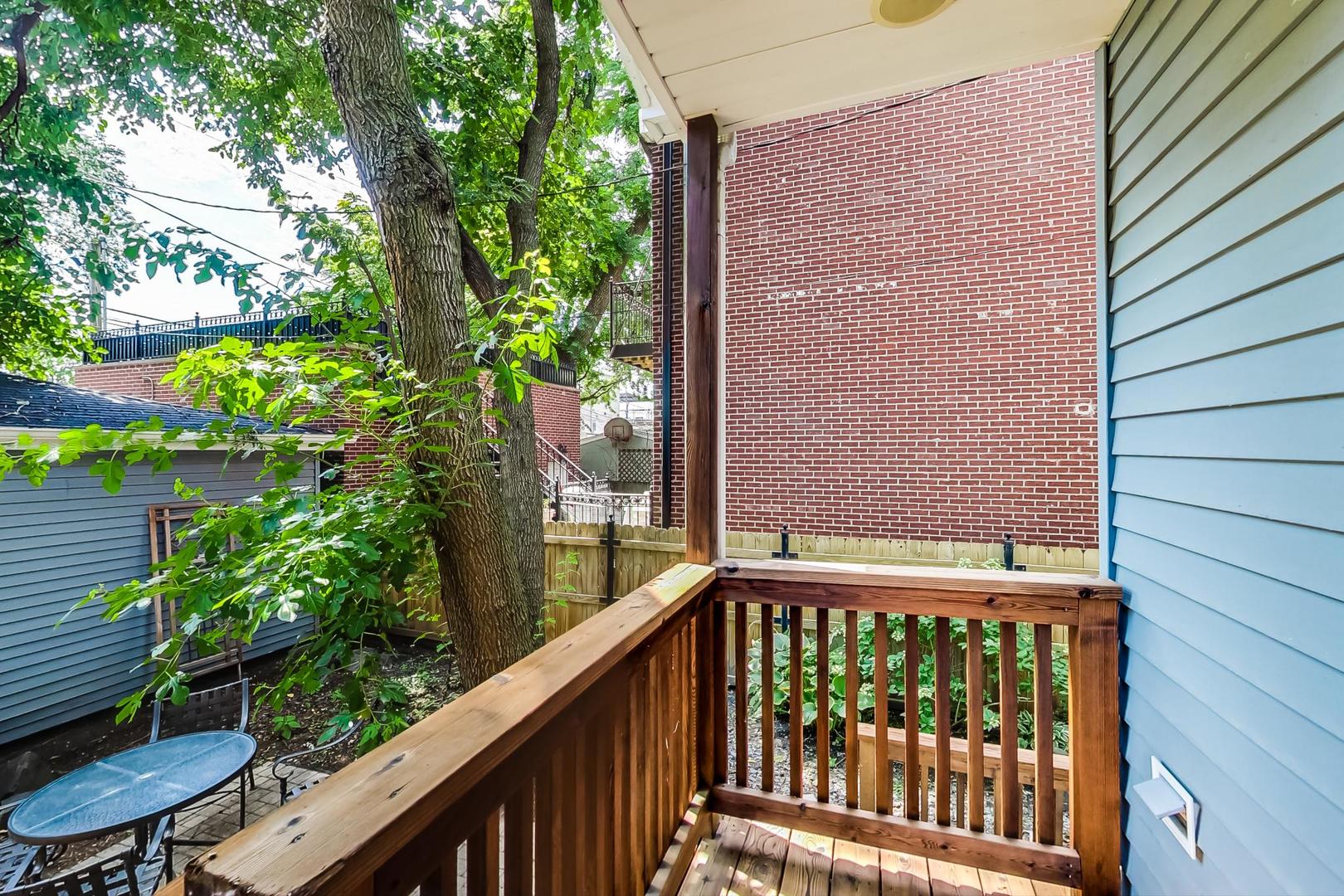 919 West Wolfram Street Chicago, IL 60657 - Photo 27 of 33