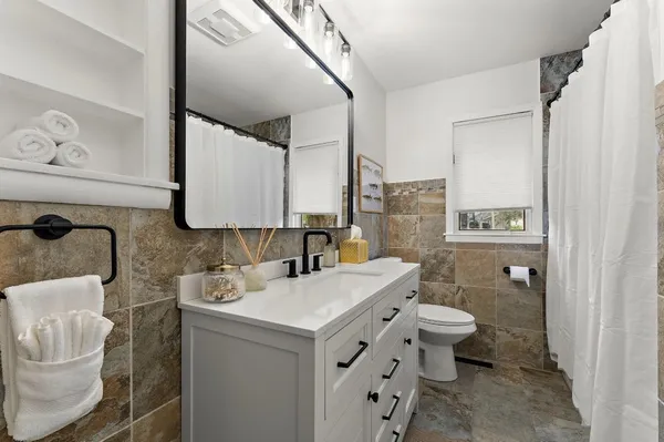 $3,000 | 1424 Vista Lane Southwest, Willmar, MN 56201