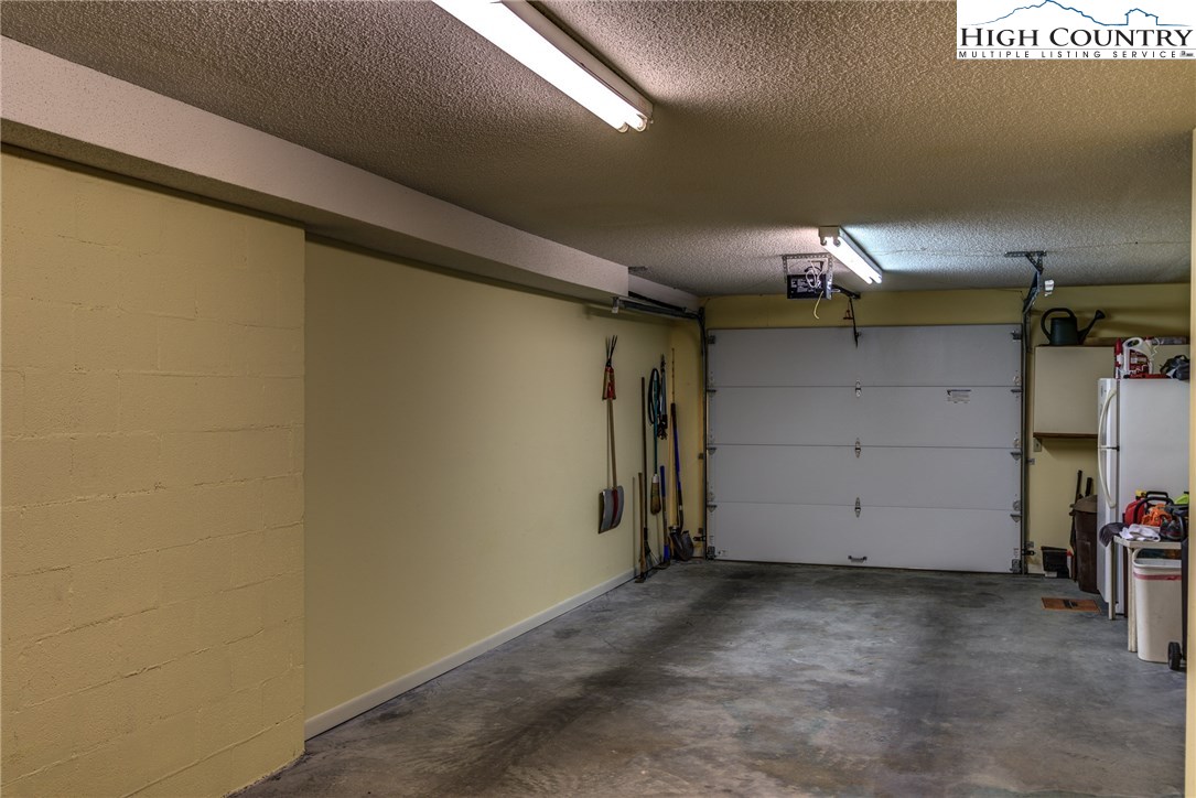 151 Knob Road, Unit 10 Blowing Rock, NC 28605 - Photo 29 of 35 Gallery Image 29