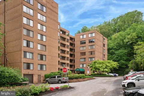 $239,900 | 19 Rock Hill Road, Unit 7D, Bala Cynwyd, PA 19004