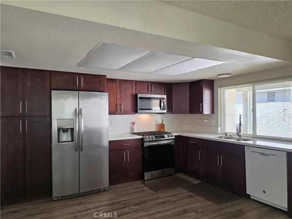 $675,000 | 1377 East Flora Street, Ontario, CA 91764
