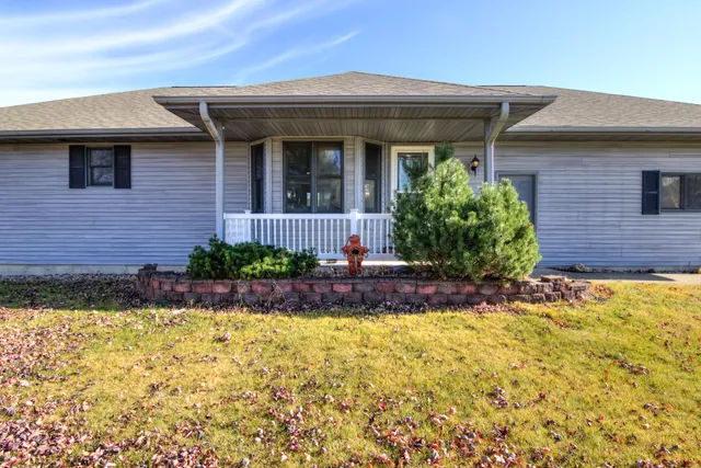 $554,900 | N8536 Hanson Drive, Holland, WI 54636