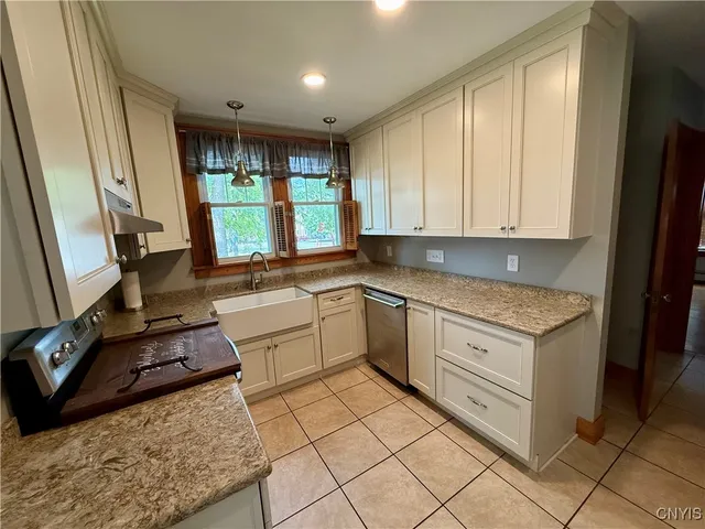 $2,100 | 12004 State Route, Chaumont, NY 13622