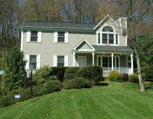 10165 Meinert Road Wexford, PA 15090 - Photo 1 of 8 Exterior Front.