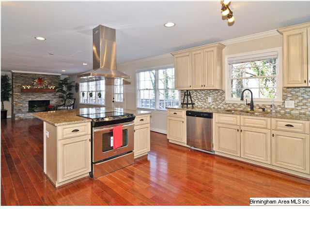 4800 Altamont Road South Birmingham, AL 35222 - Photo 7 of 32