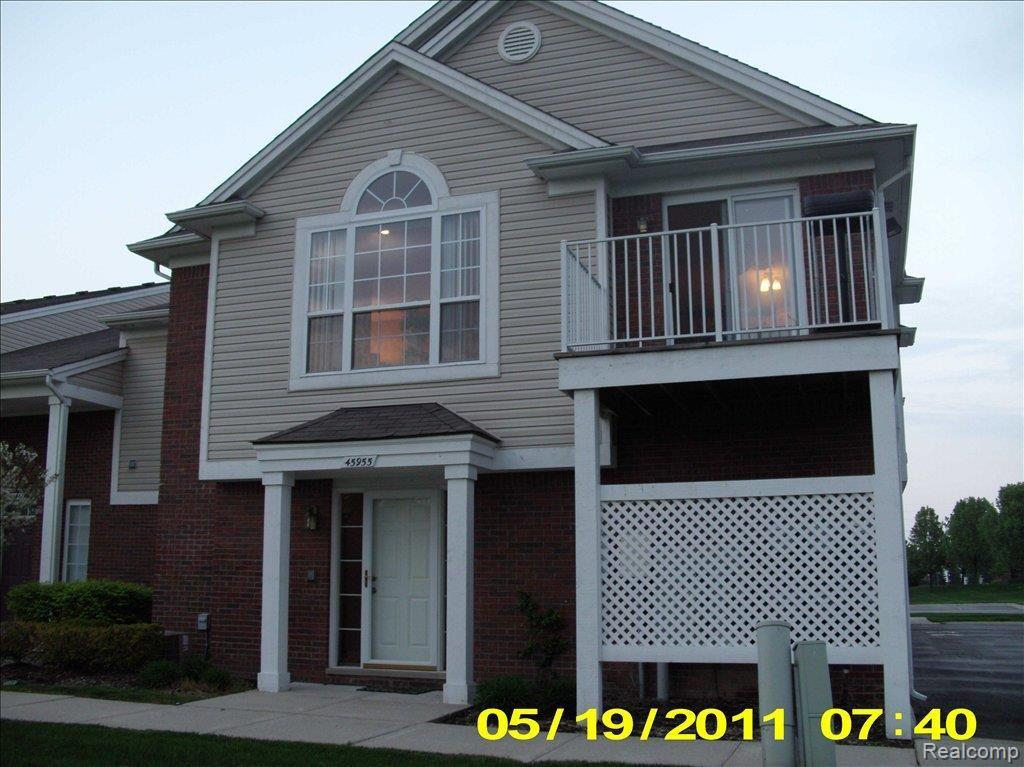 45955 Rhodes Drive Macomb, MI 48044 - Photo 1 of 12 DSCI0125