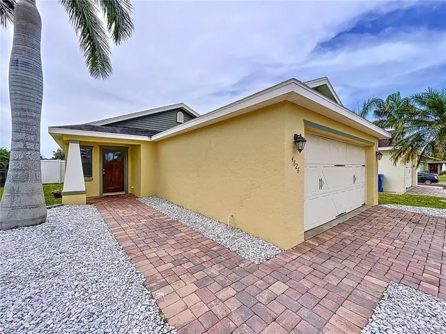 $315,000 | 4826 San Ortebello Drive, Bradenton, FL 34208