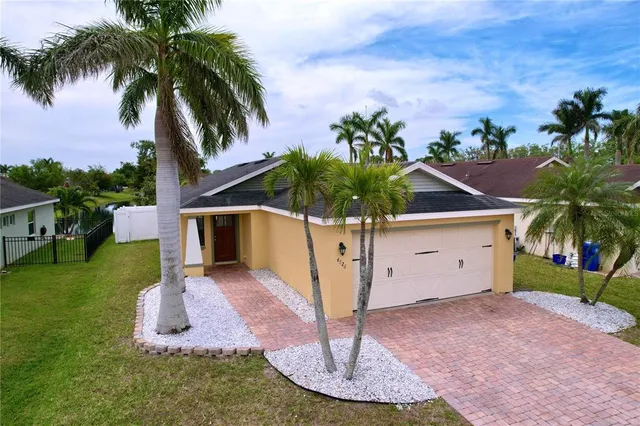 $315,000 | 4826 San Ortebello Drive, Bradenton, FL 34208