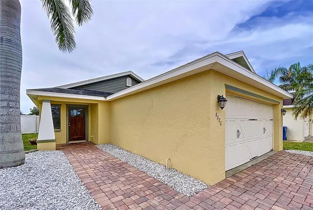 $315,000 | 4826 San Ortebello Drive, Bradenton, FL 34208