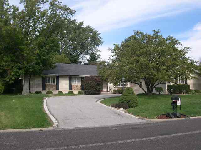 213 West Wolf Road Peoria, IL 61614 - Photo 1 of 7 Gallery Image 1