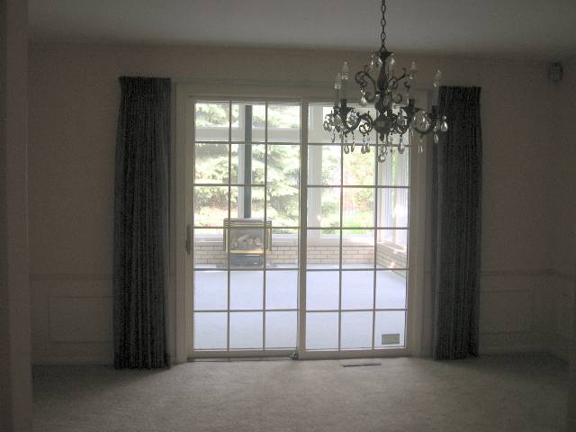 213 West Wolf Road Peoria, IL 61614 - Photo 3 of 7 Gallery Image 3