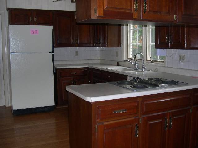 213 West Wolf Road Peoria, IL 61614 - Photo 5 of 7 Gallery Image 5