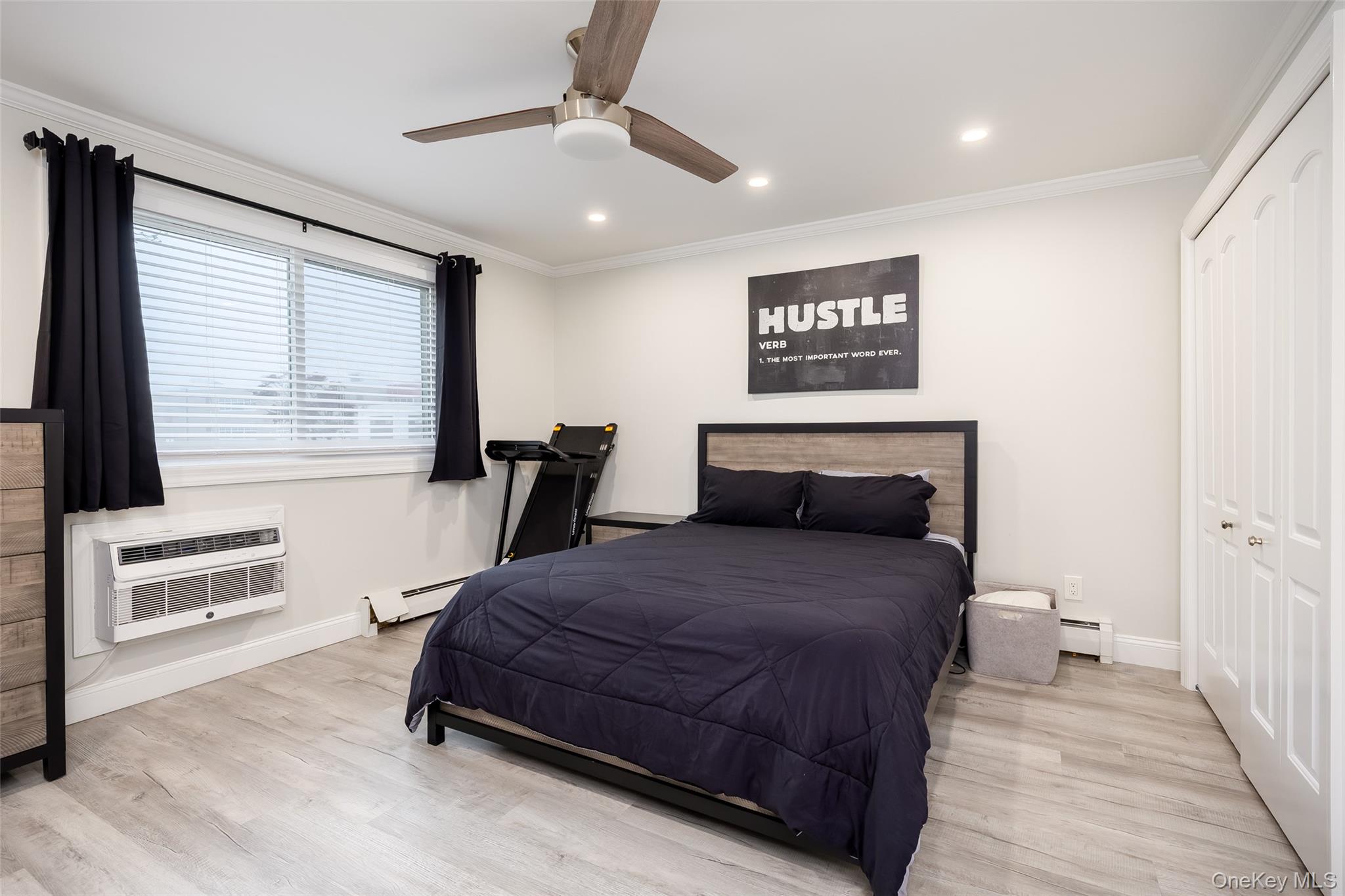 200 Merrick Road, Unit F Amityville, NY 11701 - Photo 5 of 32